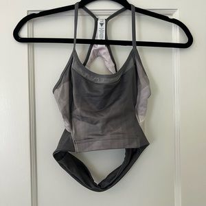 Yogasmoga Women's Bra (Laguna)
Size: 6
[New]
Made in the USA